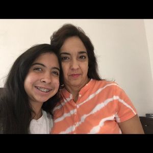 Meet your Posher, Moraima